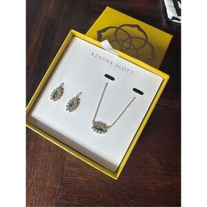 Kendra Scott Emma Necklace and Earring Set